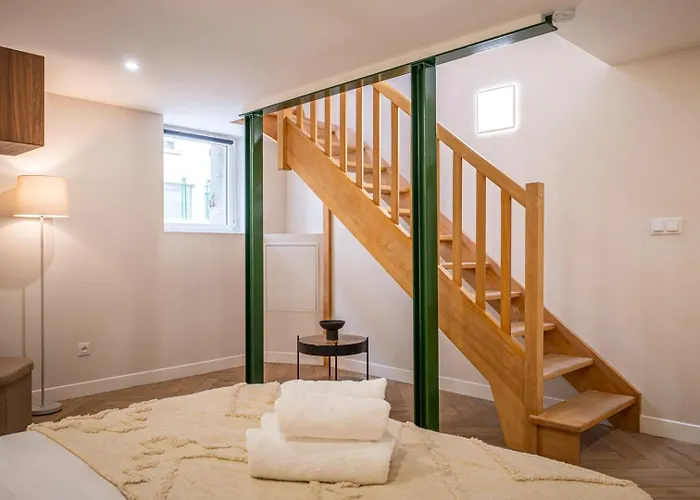 Hera - Palace - N2 *